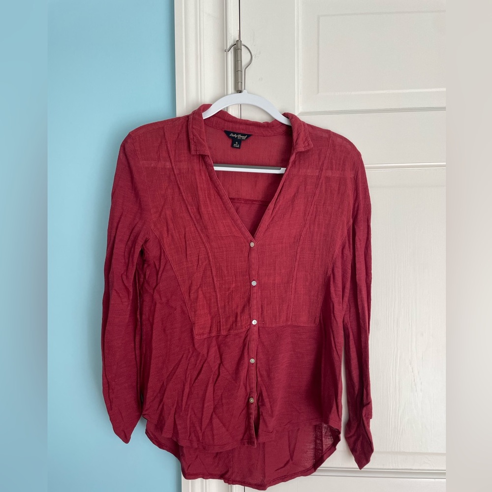 Lucky brand top never worn